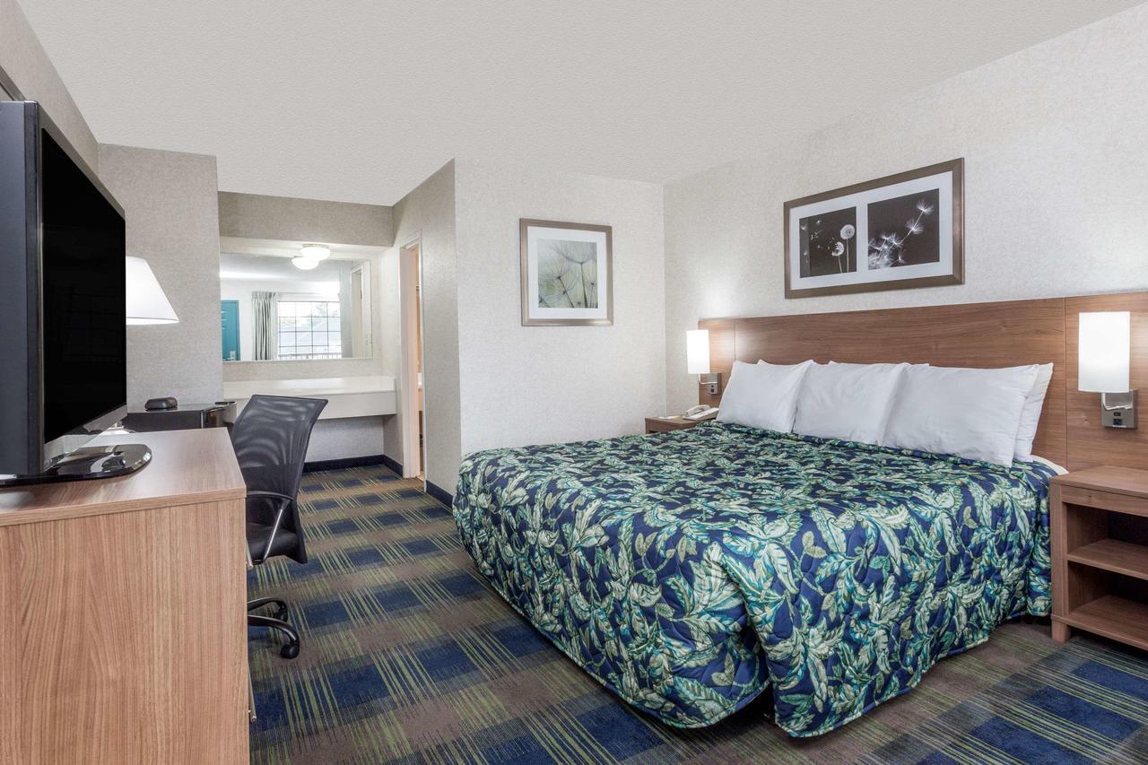 Days Inn By Wyndham Athens Eksteriør bilde