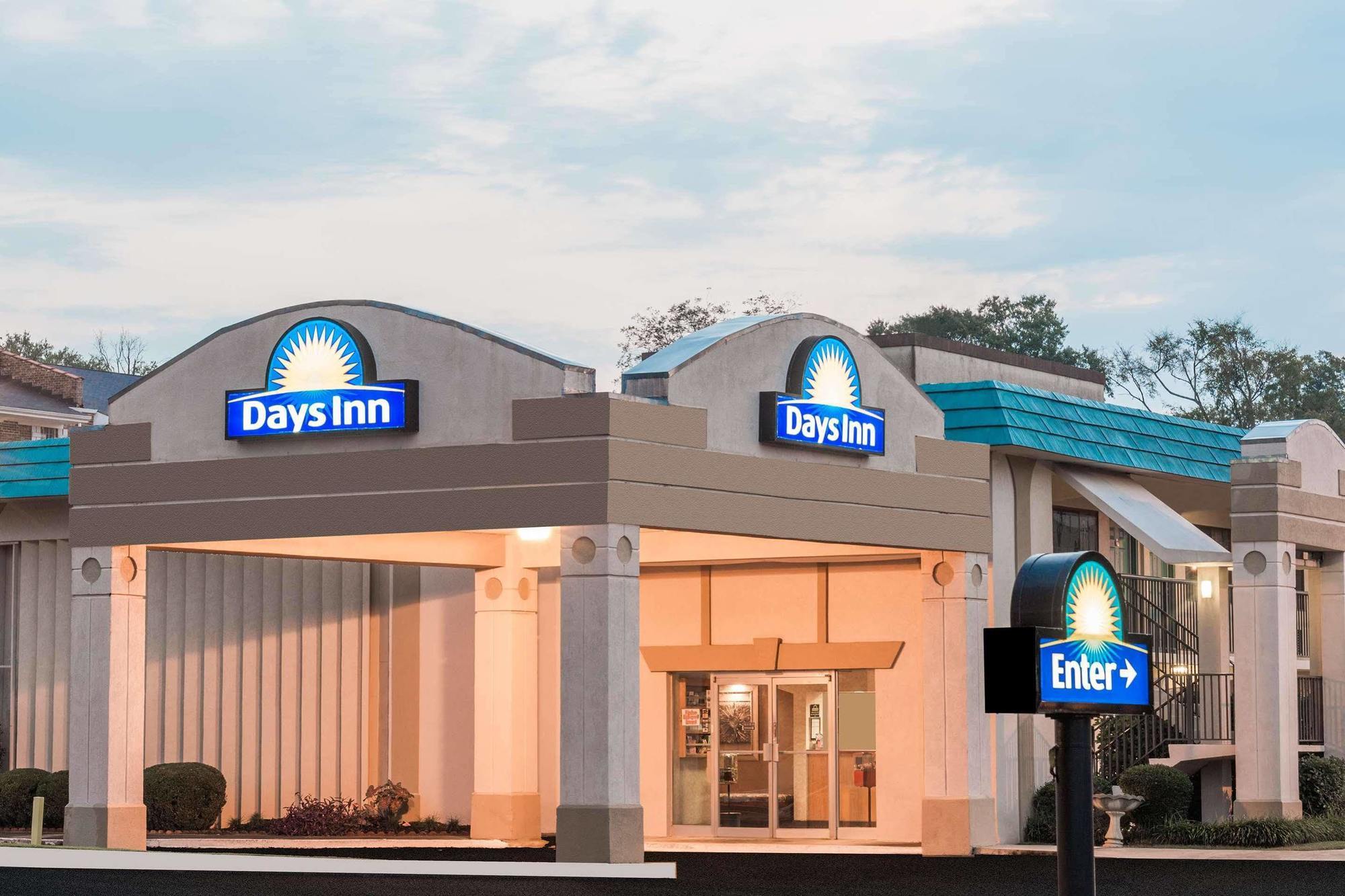 Days Inn By Wyndham Athens Eksteriør bilde